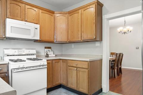808 E Walnut St, Bloomington, IL 61701 photo 12