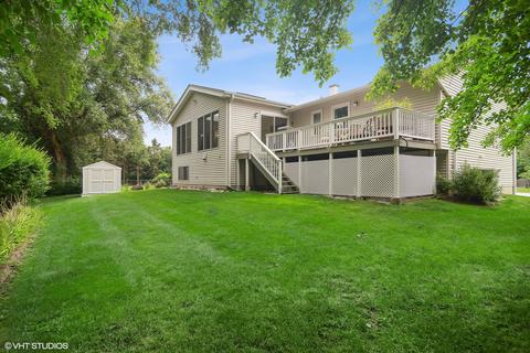 3965 Suffolk Ln, Hoffman Estates, IL 60192 photo 2