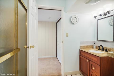 3965 Suffolk Ln, Hoffman Estates, IL 60192 photo 21