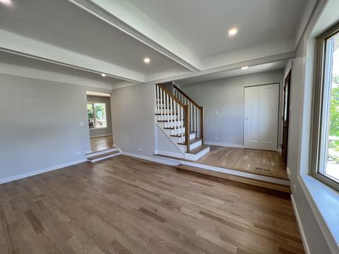 995 Concord Ln, Hoffman Estates, IL 60192 photo 10