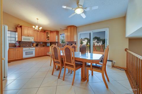 1011 Trillium Ln, Bartlett, IL 60103 photo 11