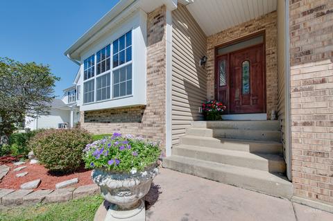 1011 Trillium Ln, Bartlett, IL 60103 photo 5