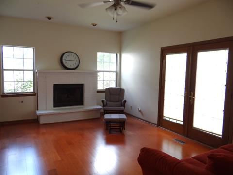 440 Regency Ct, Aurora, IL 60504 photo 6