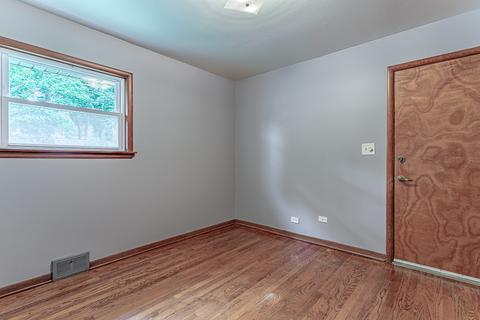 1002 W Roosevelt Rd, Wheaton, IL 60187 photo 12