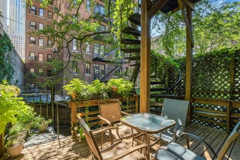 87 Elm St #2, Chicago, IL 60611 photo 20