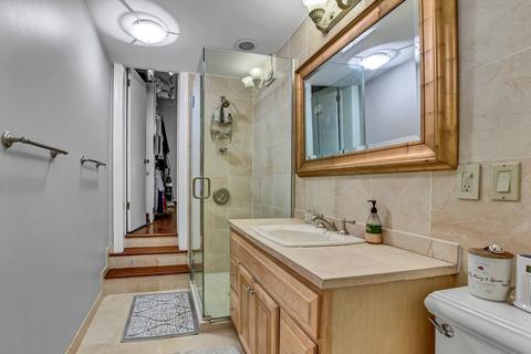 87 Elm St #2, Chicago, IL 60611 photo 17