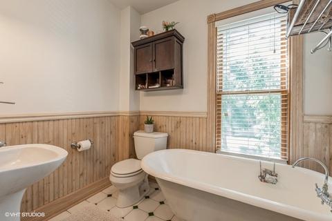306 E 2nd St, East Dundee, IL 60118 photo 13