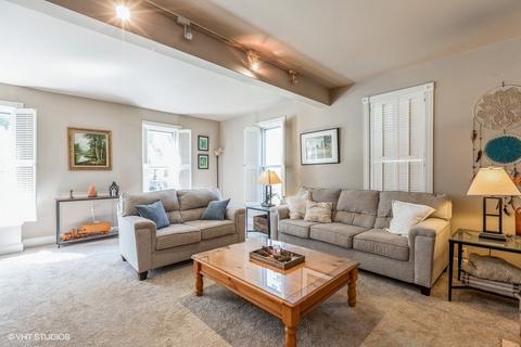 306 E 2nd St, East Dundee, IL 60118 photo 4