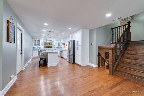 713 N 8th Ave, Addison, IL 60101 photo 9