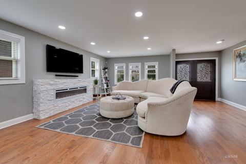 713 N 8th Ave, Addison, IL 60101 photo 12