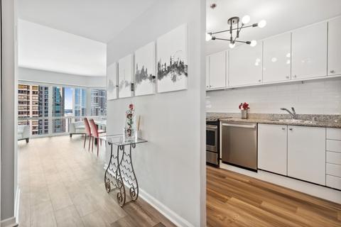 100 E Huron St #2601, Chicago, IL 60611 photo 3