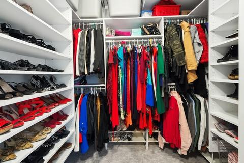 100 E Huron St #2601, Chicago, IL 60611 photo 17
