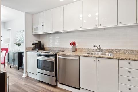 100 E Huron St #2601, Chicago, IL 60611 photo 11