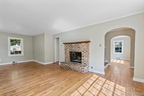 6 Westgate Dr, Aurora, IL 60506 photo 10