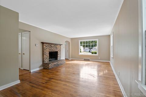 6 Westgate Dr, Aurora, IL 60506 photo 9
