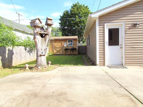 824 E Benton St, Morris, IL 60450 photo 31