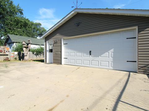 824 E Benton St, Morris, IL 60450 photo 29