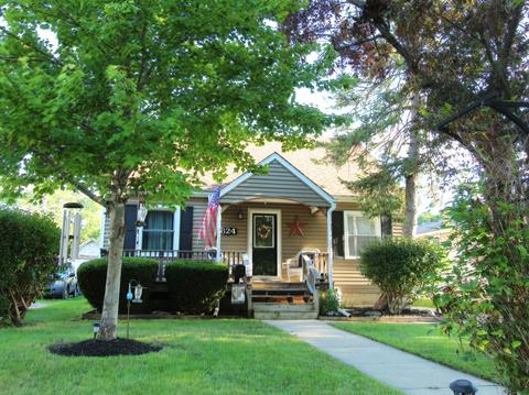 824 E Benton St, Morris, IL 60450 photo 1
