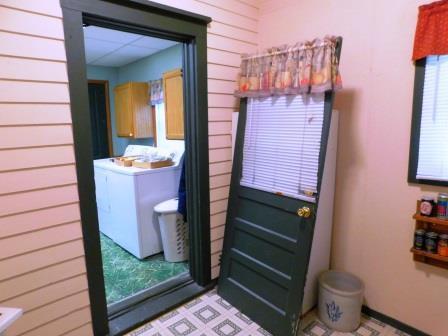 602 E Locust St, Chatsworth, IL 60921 photo 28