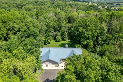 4868 E Walden Rd, Byron, IL 61010 photo 3