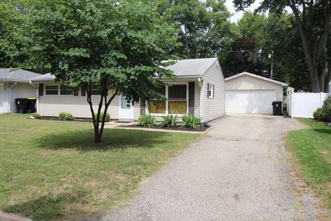 904 Green Ave, Normal, IL 61761 photo 3