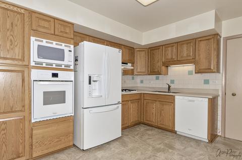 280 Westmere Rd, Des Plaines, IL 60016 photo 3