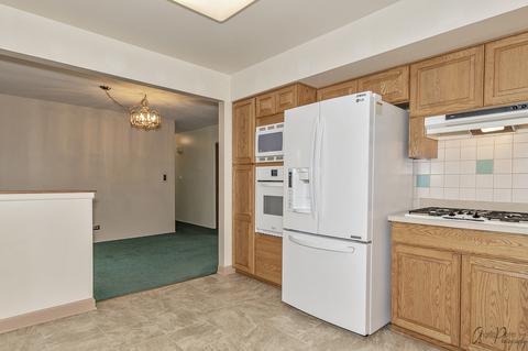 280 Westmere Rd, Des Plaines, IL 60016 photo 6
