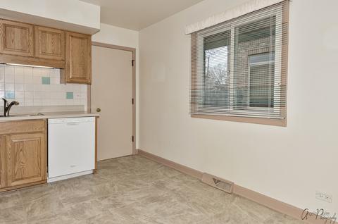 280 Westmere Rd, Des Plaines, IL 60016 photo 5