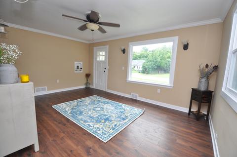 413 Lincoln Ave, Ingleside, IL 60041 photo 5