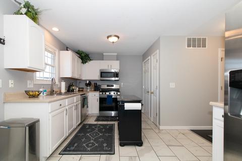 1106 Perry Ln, Normal, IL 61761 photo 7