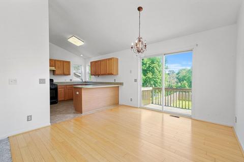 909 Dewey St, Harvard, IL 60033 photo 7