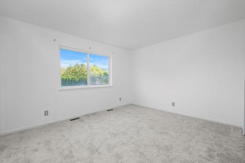 909 Dewey St, Harvard, IL 60033 photo 15