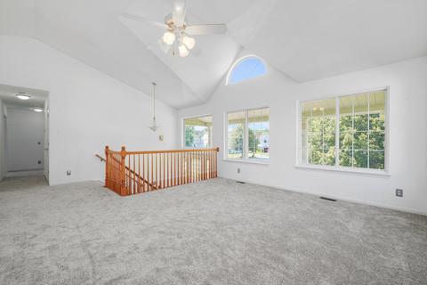 909 Dewey St, Harvard, IL 60033 photo 9