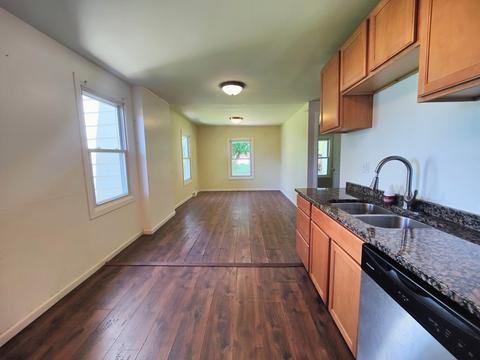 688 Ford Ave, Elgin, IL 60120 photo 5