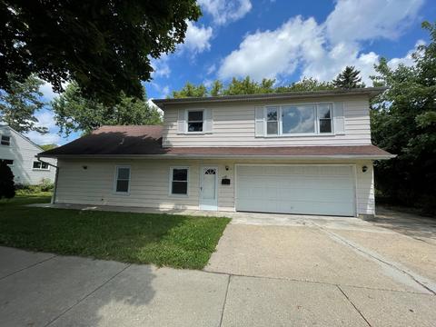 688 Ford Ave, Elgin, IL 60120 photo 1