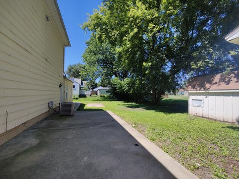 688 Ford Ave, Elgin, IL 60120 photo 20