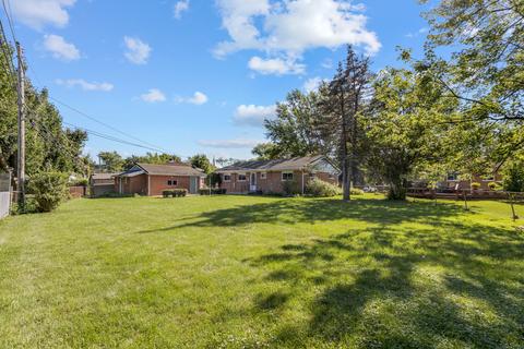 220 Mccain Ct, Des Plaines, IL 60016 photo 24