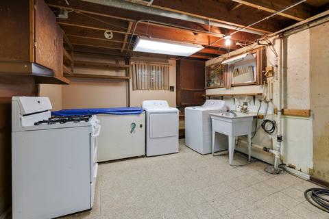 220 Mccain Ct, Des Plaines, IL 60016 photo 21