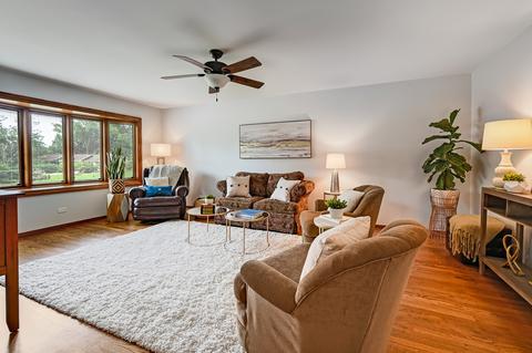 506 W 64th St, Willowbrook, IL 60527 photo 4