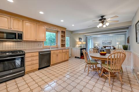 506 W 64th St, Willowbrook, IL 60527 photo 7