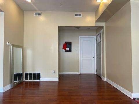 2902 E 77th St, Chicago, IL 60649 photo 6