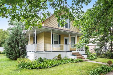 535 E 10th St, Lockport, IL 60441 photo 1