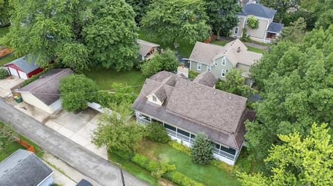 535 E 10th St, Lockport, IL 60441 photo 4