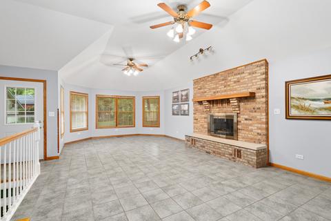 535 E 10th St, Lockport, IL 60441 photo 26