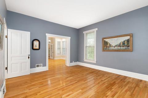 535 E 10th St, Lockport, IL 60441 photo 13