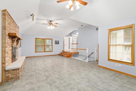 535 E 10th St, Lockport, IL 60441 photo 27