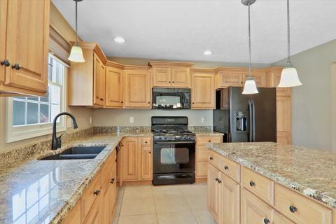 3909 Rave Rd, Bloomington, IL 61705 photo 10