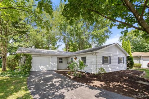 1965 Opal Dr, Aurora, IL 60506 photo 1
