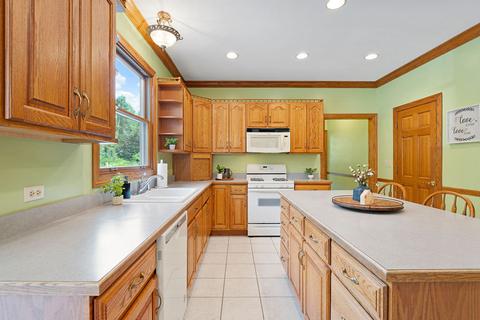 18320 Harper St, Lansing, IL 60438 photo 18