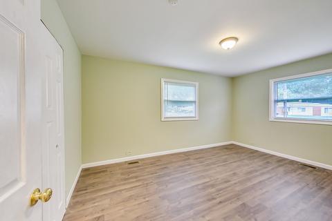 15316 Parkside Dr, Markham, IL 60428 photo 12
